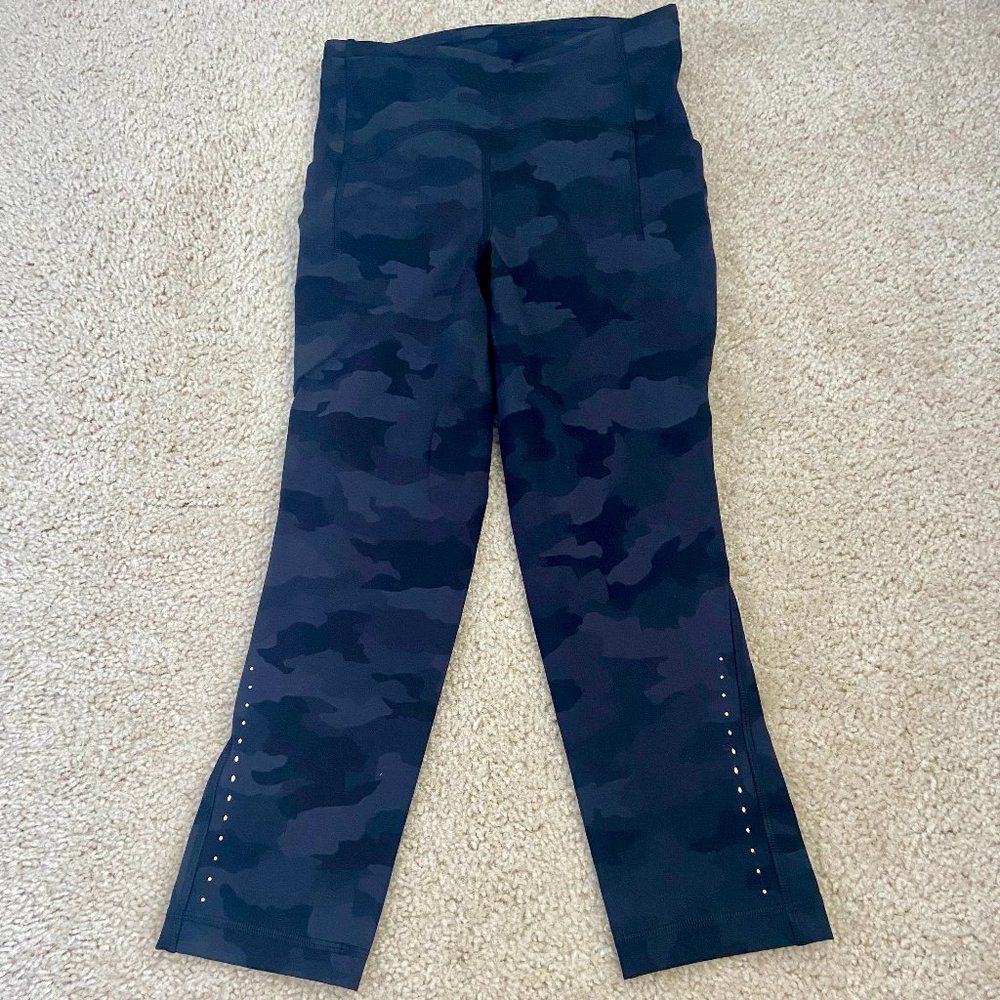 Lululemon High Rise Capri Legging